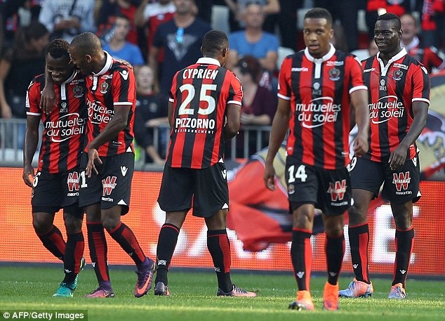 Balotelli rực sáng, Nice tiếp tục gây chấn động châu Âu - 2 Nice đang là CLB xuất sắc nhất châu Âu tính tới thời điểm này