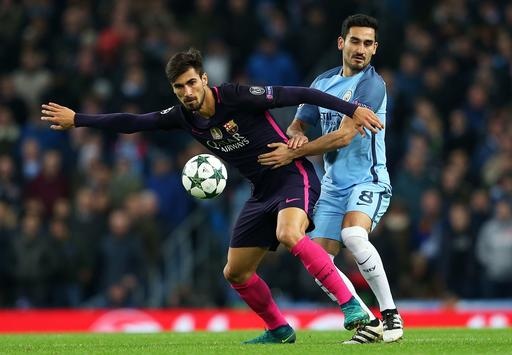Những điểm nhấn sau chiến thắng của Man City trước Barcelona - 3 Andre Gomes vẫn chưa thể thay thế Iniesta