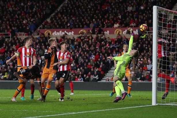 Đội hình tiêu biểu vòng 12 Premier League: Người hùng không ngờ - 1 Jordan Pickford thi đấu xuất sắc trong trận đấu gặp Hull City