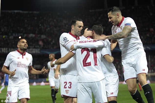 Ngược dòng hạ Sevilla, Juventus giành ngôi đầu bảng - 1 Sevilla vượt lên dẫn trước từ sớm