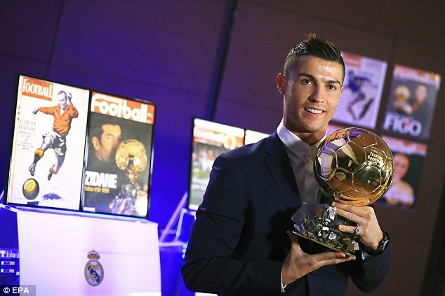 C.Ronaldo giành Quả bóng vàng 2016: Xứng danh huyền thoại - 1 C.Ronaldo xứng đáng nhận giải Quả bóng vàng 2016