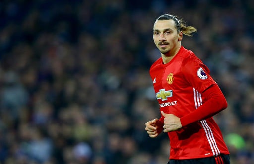 MU bất bại 10 trận liên tiếp: Thăng hoa với những “ly rượu vang” - 1 Ibrahimovic thi đấu thăng hoa thời gian qua