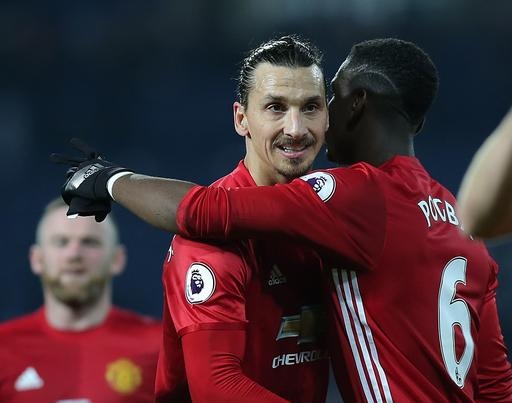 Đội hình tiêu biểu vòng 17 Premier League: Ibrahimovic rực sáng - 3 Ibrahimovic lập cú đúp vào lưới West Brom