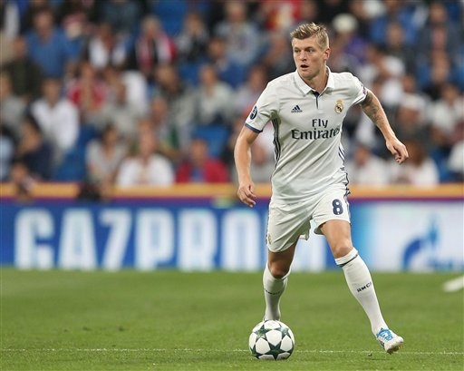 Đội hình tiêu biểu lượt đi La Liga: Không có C.Ronaldo - 3 Toni Kroos, nhạc trưởng của Real Madrid