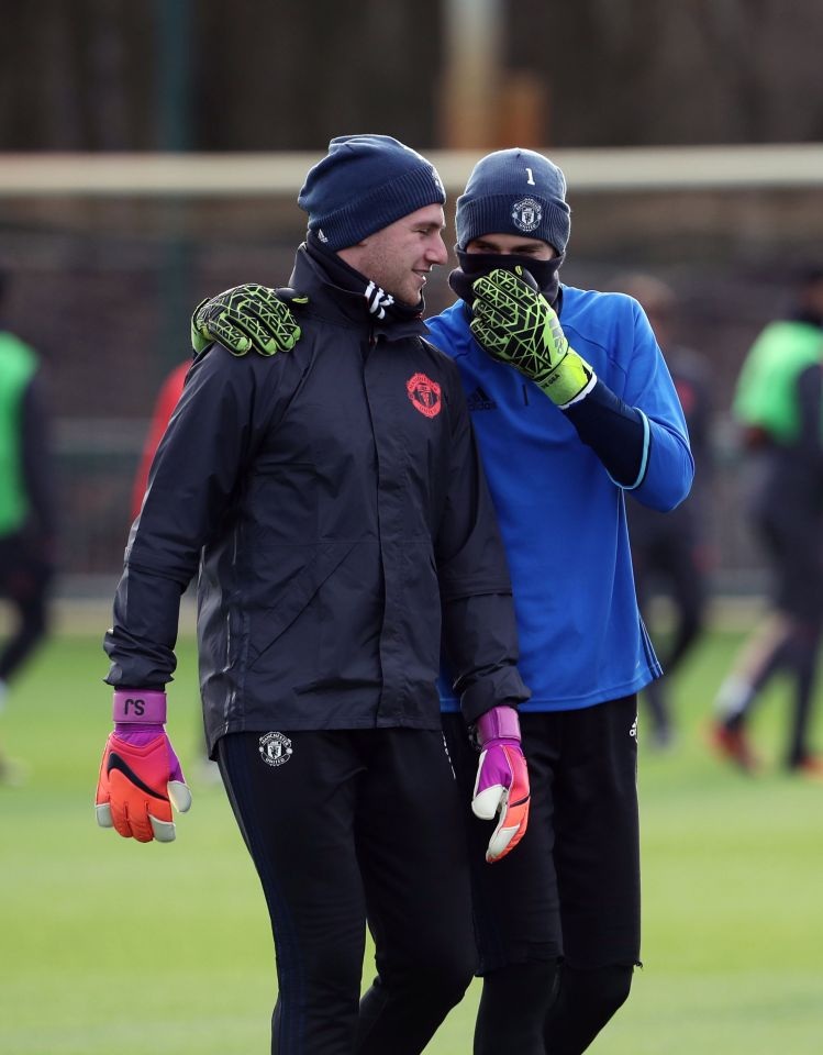 Vì mục tiêu lớn, Mourinho ép học trò “cày” cả ngày nghỉ - 3 Vì mục tiêu lớn, Mourinho ép học trò “cày” cả ngày nghỉ - 3