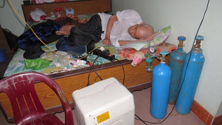 Một bệnh nhân ung thư ở phố Lục Đầu Giang