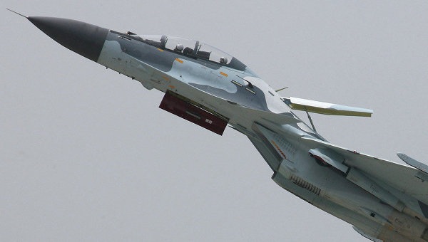 Máy bay tiêm kích Su-30 của Nga bị rơi trong lúc huấn luyện - 1 Máy bay tiêm kích Su-30 của Nga bị rơi trong lúc huấn luyện - 1