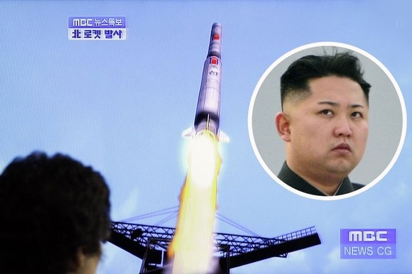 Vụ phóng tên lửa "đánh bóng" danh tiếng nhà lãnh đạo trẻ Kim Jong-un  - 1 Vụ phóng tên lửa đánh bóng danh tiếng nhà lãnh đạo trẻ Kim Jong-un