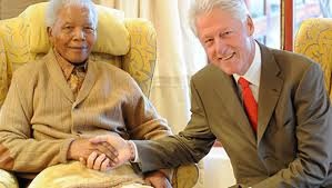Cựu Tổng thống Nam Phi Mandela "sống thực vật" - 1 Cựu Tổng thống Nam Phi Mandela sống thực vật