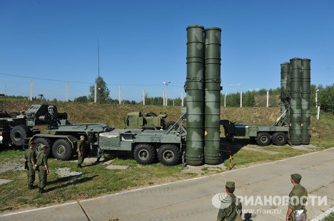 Nga nới lỏng bán tổ hợp tên lửa S-400 cho Trung Quốc?