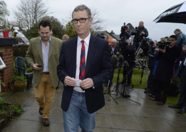 Ông Nigel Evans đến tòa ngày hôm qua.