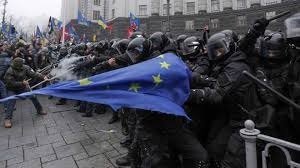 Tiền lệ xấu - 1 Cuộc khủng hoảng tại
Ukraine đang tạo ra tiền lệ nguy hiểm với cả Nga và phương Tây.
