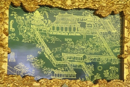 Hình ảnh vườn Thượng uyển Thiệu Phương qua tranh gương