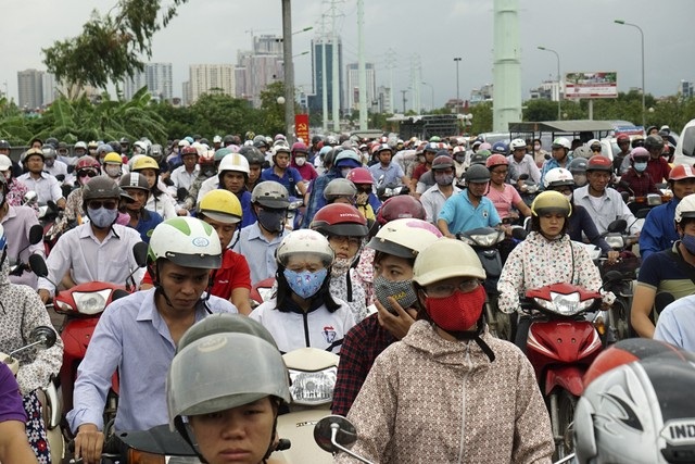 Đô thị "chồng lấn", đường Lê Văn Lương kéo dài thành nỗi khiếp sợ tắc, ngập - 1 Đô thị "chồng lấn", đường Lê Văn Lương kéo dài thành nỗi khiếp sợ tắc, ngập - 1