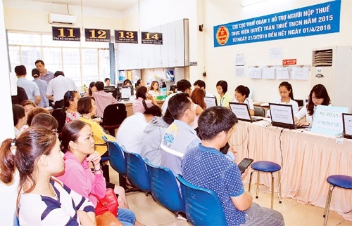 Yêu cầu 9 kho bạc cấp tỉnh làm việc cả ngày thứ 7 và chủ nhật - 1 Cuối năm, nhiều cơ quan Hải quan, Kho bạc và thuế được yêu cầu làm thêm ngày để đảm bảo thông quan hàng hóa cho người dân, doanh nghiệp.