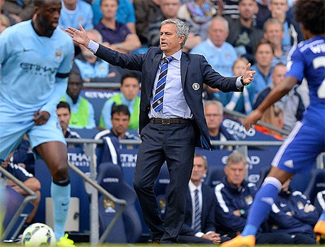 Mourinho đã bực tức vì tuyển TBN làm Costa tái phát chấn thương