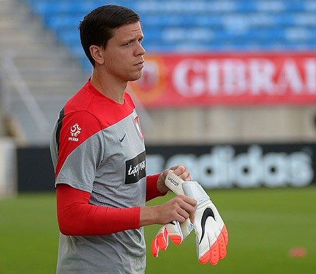 Thủ thành Szczesny trong màu áo tuyển Ba Lan