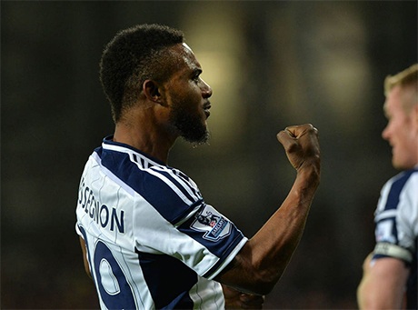 Tuy nhiên tiền đạo người Colombia bất ngờ ngồi dự bị, trên băng ghế dự bị còn có Herrera