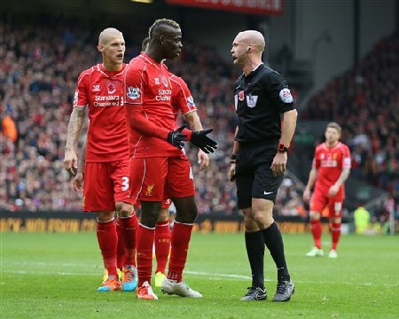 Bản tin thể thao ngày 25/11 - 1 Balotelli đang gây thất vọng mạnh trên sân cỏ