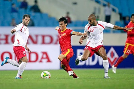 HLV Miura: “Đội tuyển Việt Nam đã có trận đấu tệ nhất” - 1 Thua đội tuyển Palestine, HLV Miura cho biết ĐTVN sẽ học được nhiều từ đối thủ, ảnh: Minh Phương