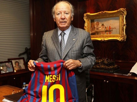 Cựu chủ tịch Barca đi tù vì tội hối lộ - 1 Các thành viên Barca liên tiếp vướng vào vòng lao lý