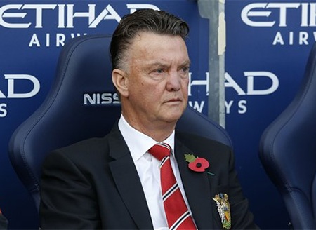 Van Gaal còn tệ hơn cả David Moyes - 3 Gương mặt buồn rầu của Van Gaal tại Etihad