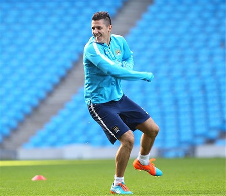 Pellegrini xem MU thuộc hàng “chiếu dưới” - 13 Jovetic đã hoàn toàn bình phục chấn thương