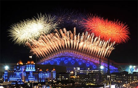 10 sự kiện thể thao quốc tế nổi bật năm 2014 - 2 Màn bắn pháo hoa trong lễ khai mạc Olympic Sochi vào tháng 2 năm 2014