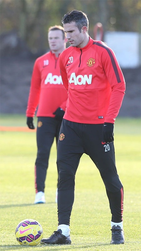 Van Perise nỗ lực tập luyện