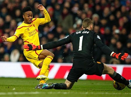 Sự bế tắc của Balotelli. Anh không có được sự hỗ trợ của các đồng đội trong trận đấu này