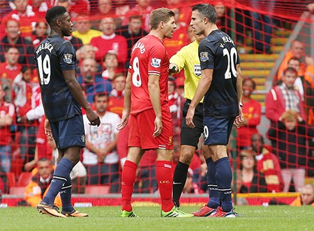 Man Utd - Livepool: Đại chiến màu đỏ - 1 Những trận chiến giữa Liverpool và MU luôn nóng