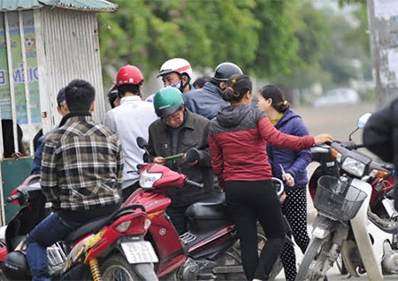 Người hâm mộ khó có cơ hội mua vé với giá gốc