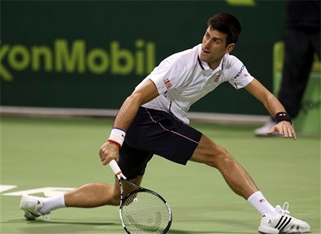 Djokovic bị hạ bởi “cỗ máy phát bóng” - 1 Djokovic đã dừng bước
