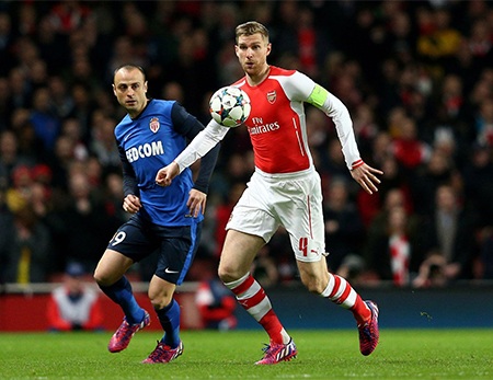 Nhìn lại trận thua đau của Arsenal tại Emirates - 10 Đội hình xuất phát của các cầu thủ Arsenal