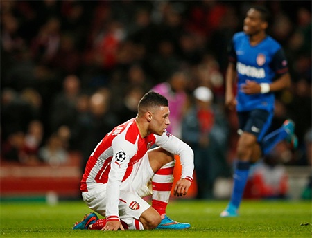 Nhìn lại trận thua đau của Arsenal tại Emirates - 21 ...và có phần lỗi thuộc về Oxlade-Chamberlain
