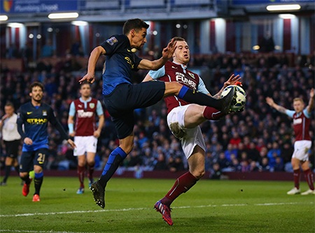 Nhìn lại trận thua "thảm họa" của Man City - 14 Man City tràn lên sau bàn thua nhưng họ tiếp tục bế tắc