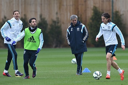 Chelsea đang dần tới ngôi vô địch