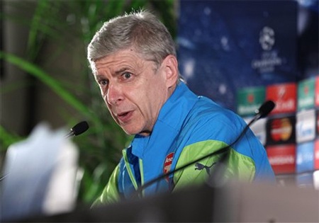 Đoàn quân của Wenger đang bị áp lực đè nặng