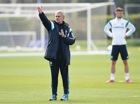 Mourinho "hò hét" học trò trên sân tập - 13 Những chỉ đạo rất quyết liệt của Mourinho tới học trò