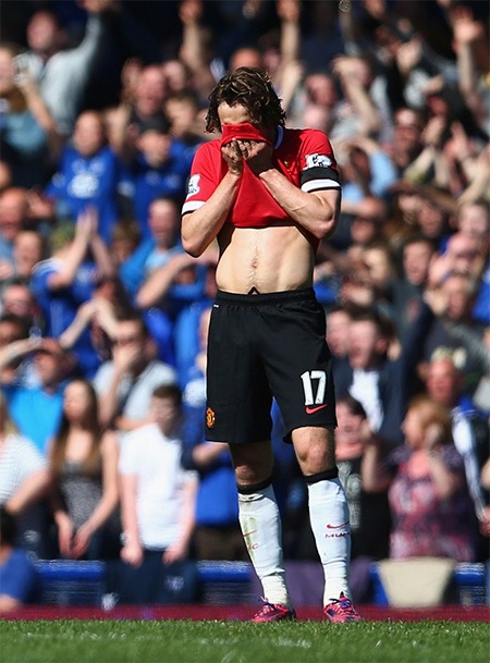 90 phút ê chề của MU tại Goodison Park - 22 Blind ôm mặt sau bàn thua thứ ba
