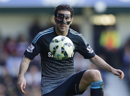 Fabregas đã giúp Chelsea có được ba điểm