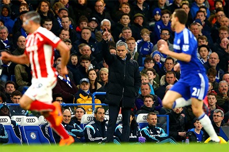 Đoàn quân của Mourinho vẫn có quyền tự quyết về ngôi vô địch