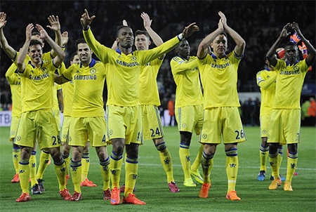 Hạ Leicester, Chelsea chờ ngày đăng quang - 1 Chelsea ăn mừng chiến thắng trước Leicester City