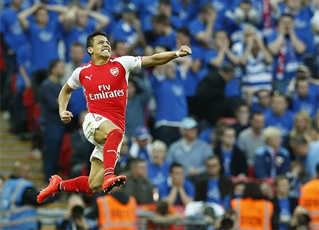 Sanchez đưa Arsenal vào chung kết FA Cup - 1 Sanchez ghi cả hai bàn cho Arsenal