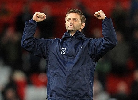 Tim Sherwood đang thổi làn gió mới vào Aston Villa