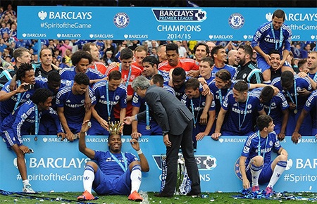 Chelsea ngập tràn hạnh phúc ngày nhận cúp vô địch