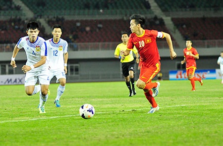 Duyên nợ bóng đá Việt Nam và Lào tại SEA Games - 2 U23 Việt Nam gặp U23 Lào tại SEA Games 2013
