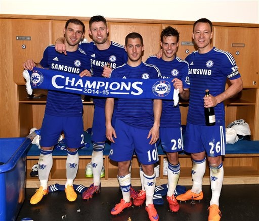 Chelsea rạng ngời trong ngày đăng quang - 14 Ivanovic, Cahill, Hazard, Azpilicueta và Terry