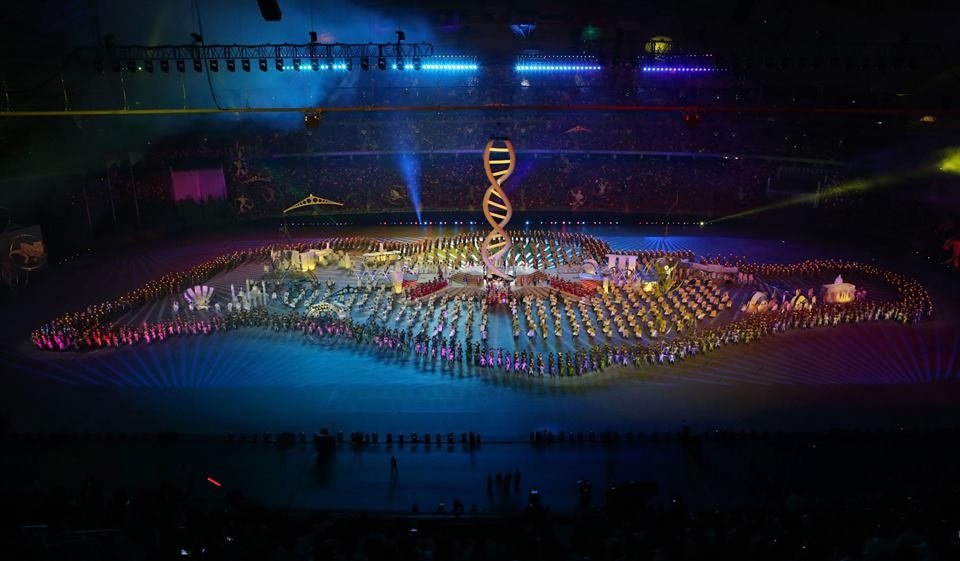 Đài lửa hình DNA