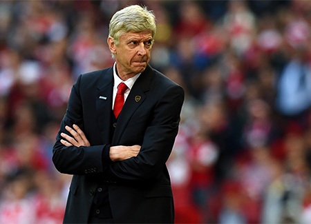 Đoàn quân của Wenger đang tranh chấp vị trí thứ hai